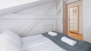 Unclassified image, 5 of 29, button - Apartament w Centrum Krakowa by Renters (Kraków)