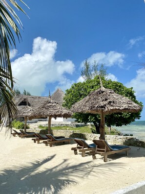 Exterior - White Star Ocean View Hotel  (Paje)