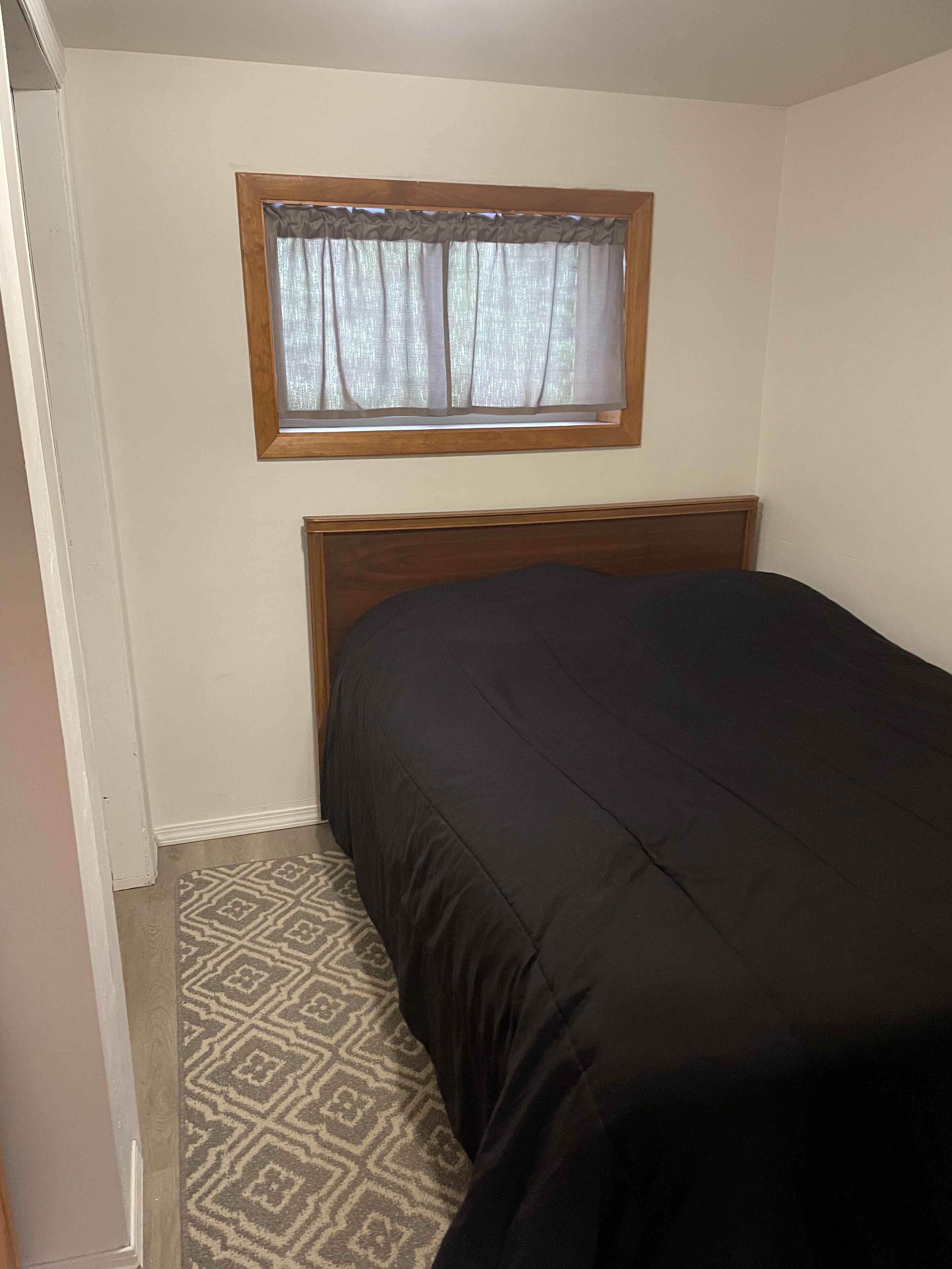 2 bedrooms, bed sheets