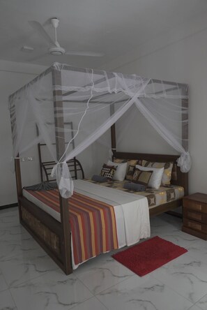 Deluxe Double Room - Co-Living Memories Hostel & Restaurant (Weligama)
