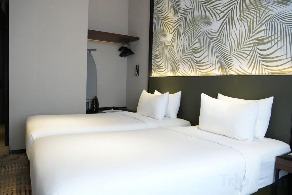 Minibar, in-room safe, desk, blackout drapes