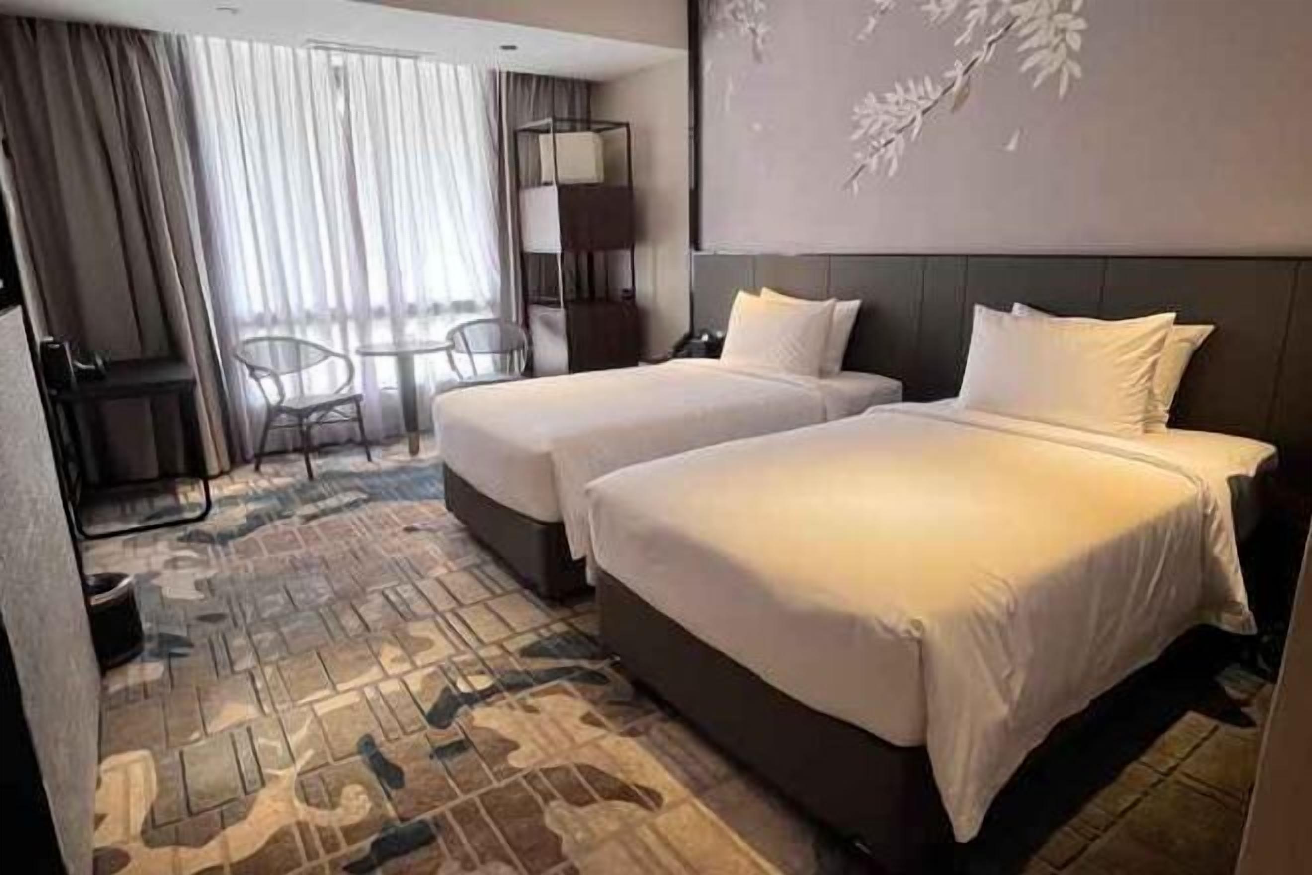 Minibar, in-room safe, desk, blackout drapes