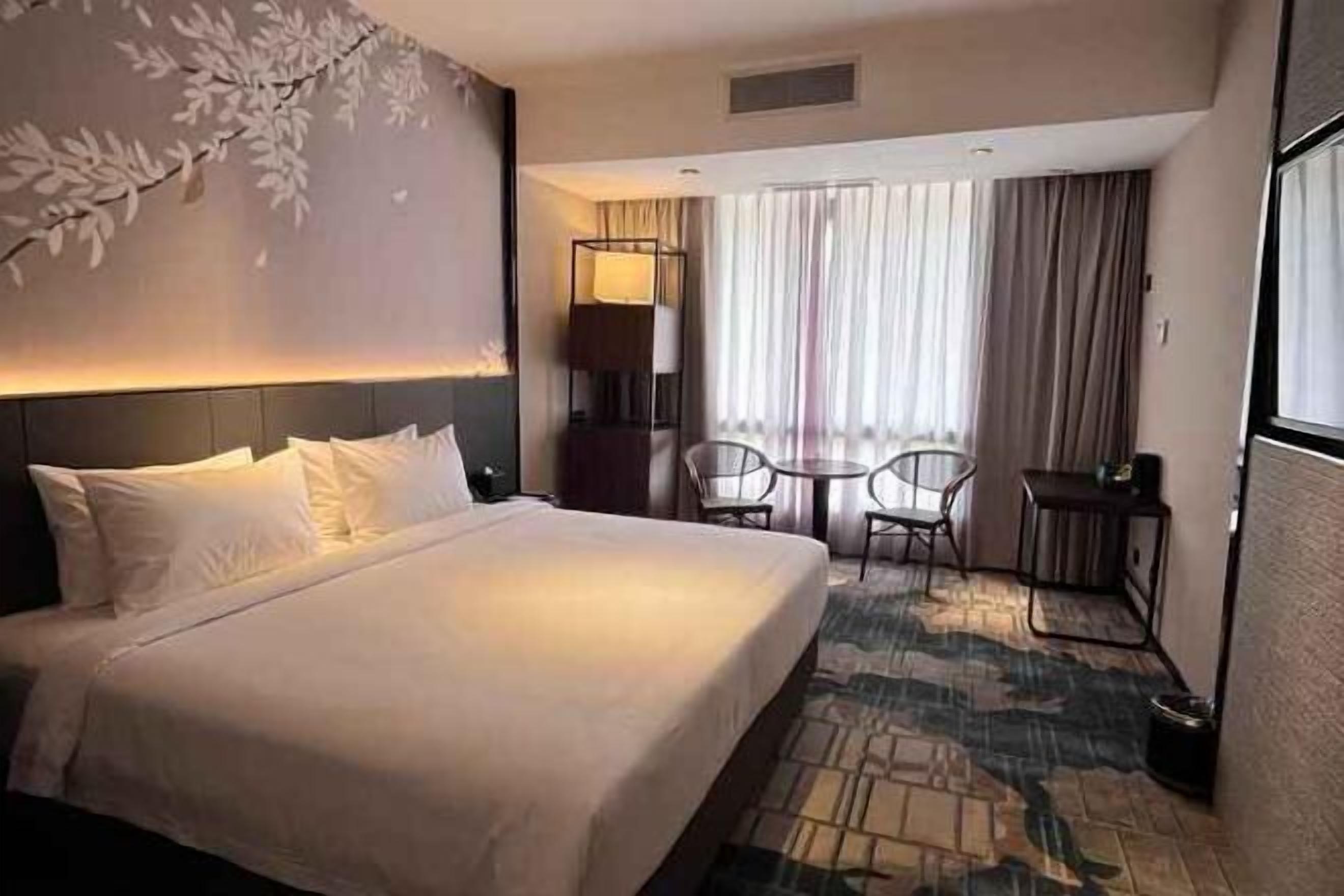 Minibar, in-room safe, desk, blackout drapes