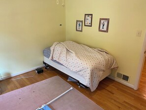 3 bedrooms, WiFi, bed sheets