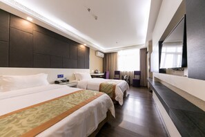 Standard Twin Room, Multiple Beds | Free minibar items, free WiFi, bed sheets, wheelchair access - Shenggao hotel chain (Guangzhou)