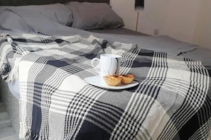 Apartment | Dining