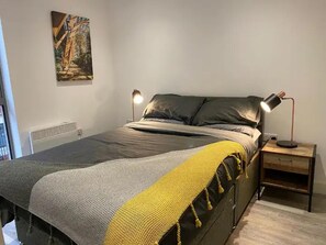 Appartement | 1 chambre, bureau, fer et planche Ă repasser, Wi-Fi gratuit