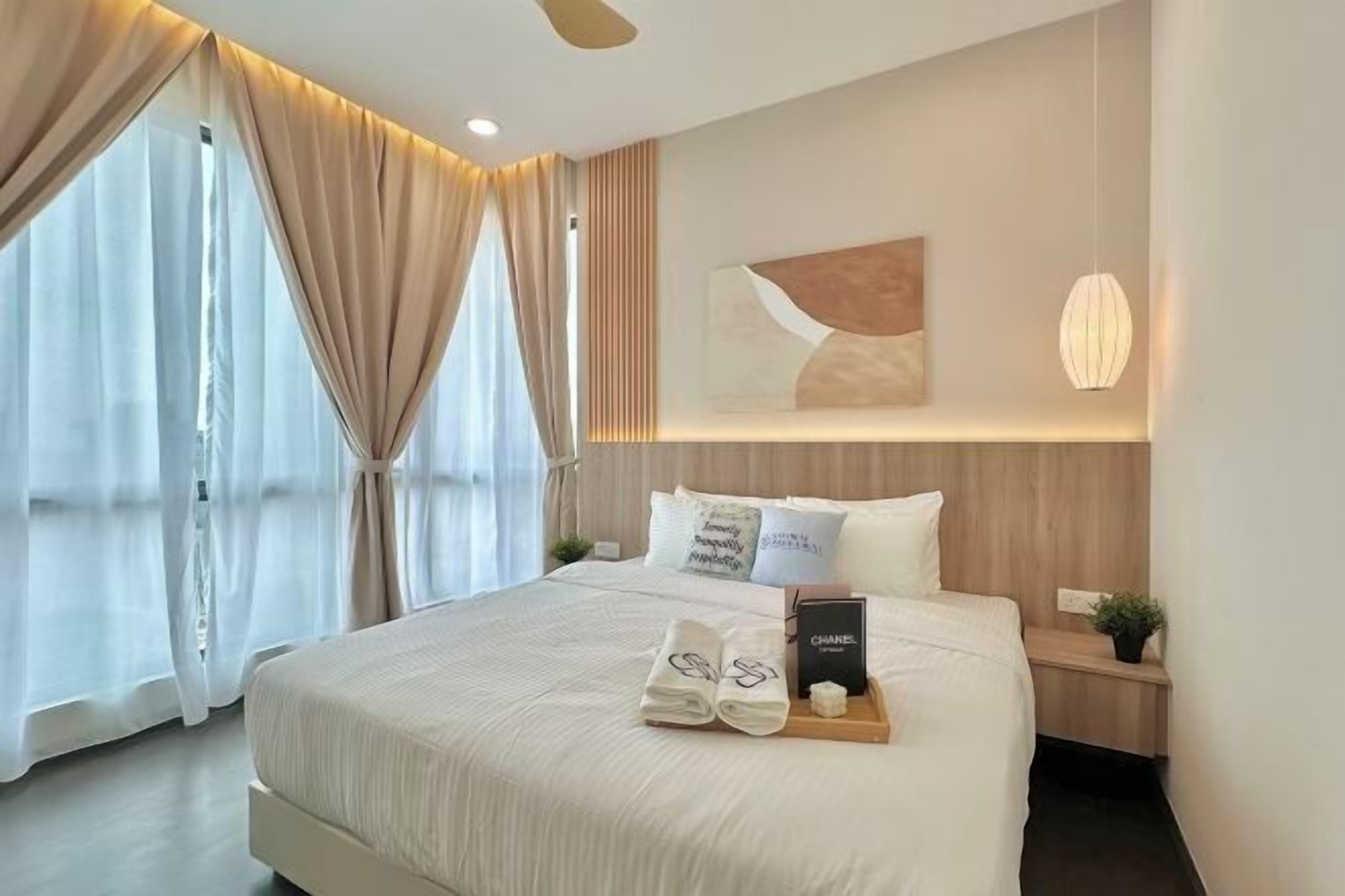 Iron/ironing board, free WiFi, bed sheets