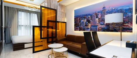 Estudi urbà, 1 dormitori, accessible, cuina | Matalassos d'escuma viscoelàstica i cortines opaques