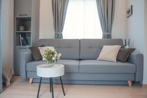 Living area - Kukuzes Forest House (Sebruciems)