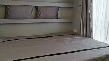 1 quarto, ferros/tábuas de passar roupa, Wi-Fi, roupa de cama