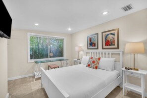 2 soverom, strykejern/-brett, wi-fi og sengetøy