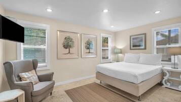 2 soverom, strykejern/-brett, wi-fi og sengetøy