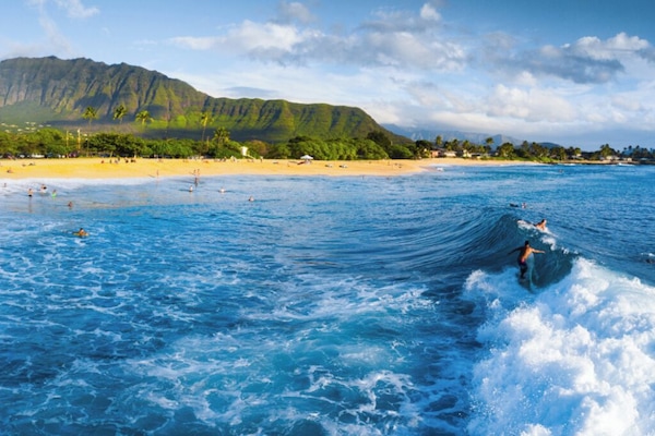 Fabulous Makaha Beach is just down the hill from our condo.