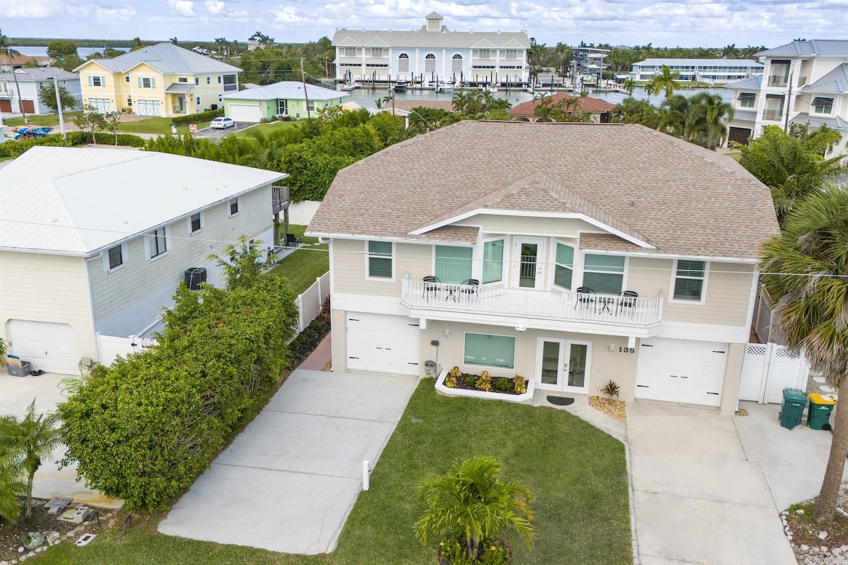Photo 2 of Capri Charm Remodeled Oasis w/ Heated Pool-Kayaks