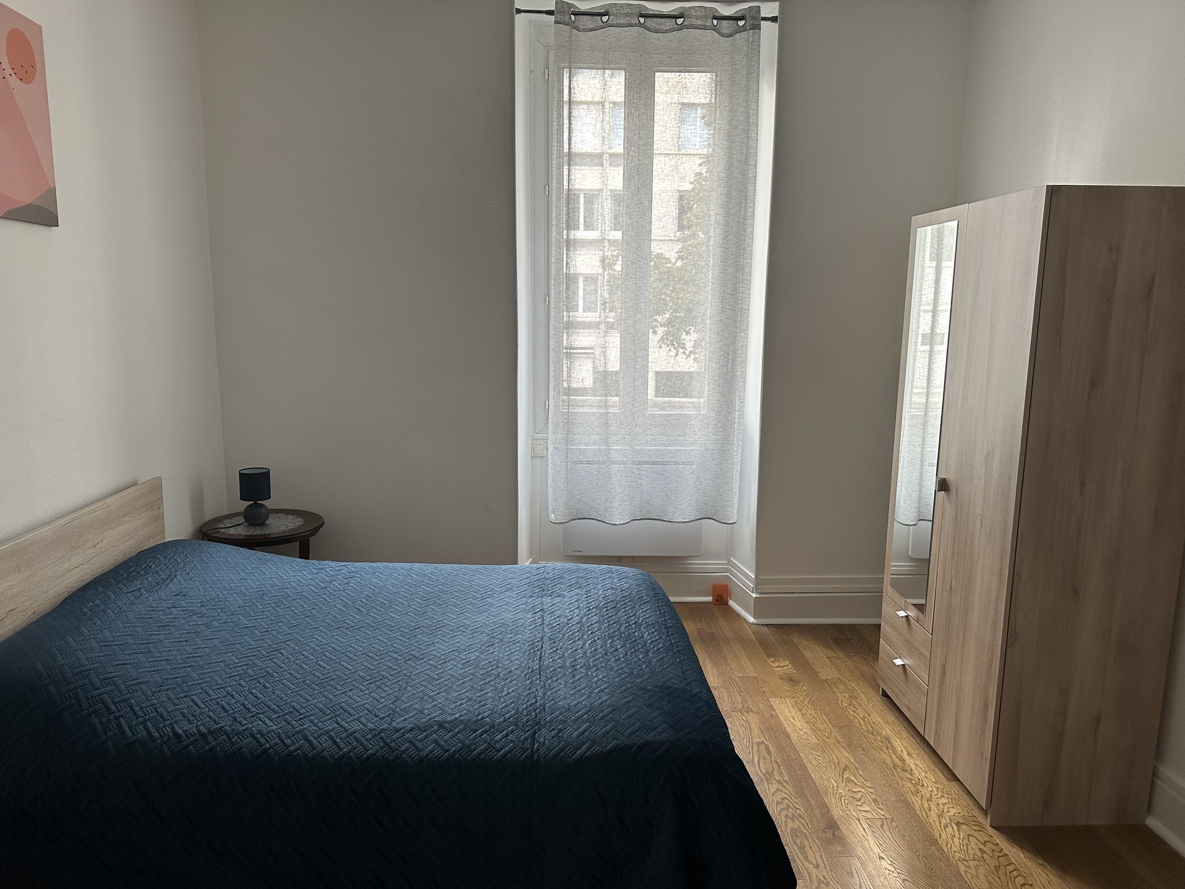 3 chambres, fer et planche à repasser, lit parapluie, Wi-Fi gratuit