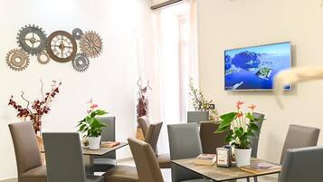 32-inch flat-screen TV with digital channels
