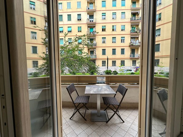 Chambre Double Familiale | Terrasse/Patio