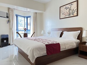 2 bedrooms, bed sheets