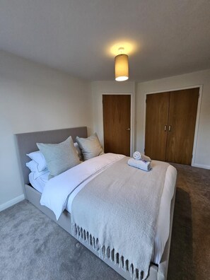 2 Schlafzimmer, Bügeleisen/Bügelbrett, WLAN, Bettwäsche