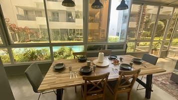Apartamento Elite, 3 habitaciones, accesible para personas con discapacidad, acceso a la piscina | Terraza o patio