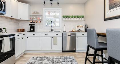 South Bend Serenity: 3BR 2 Miles From ND