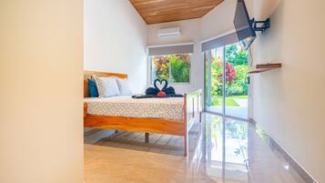 2 Schlafzimmer, Reisekinderbett, kostenloses WLAN, Bettwäsche