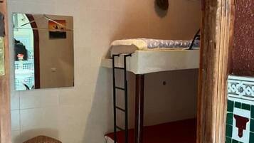 Chambre Quadruple Confort | Wi-Fi gratuit