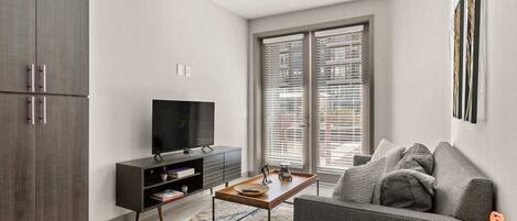 Televisión y oficina