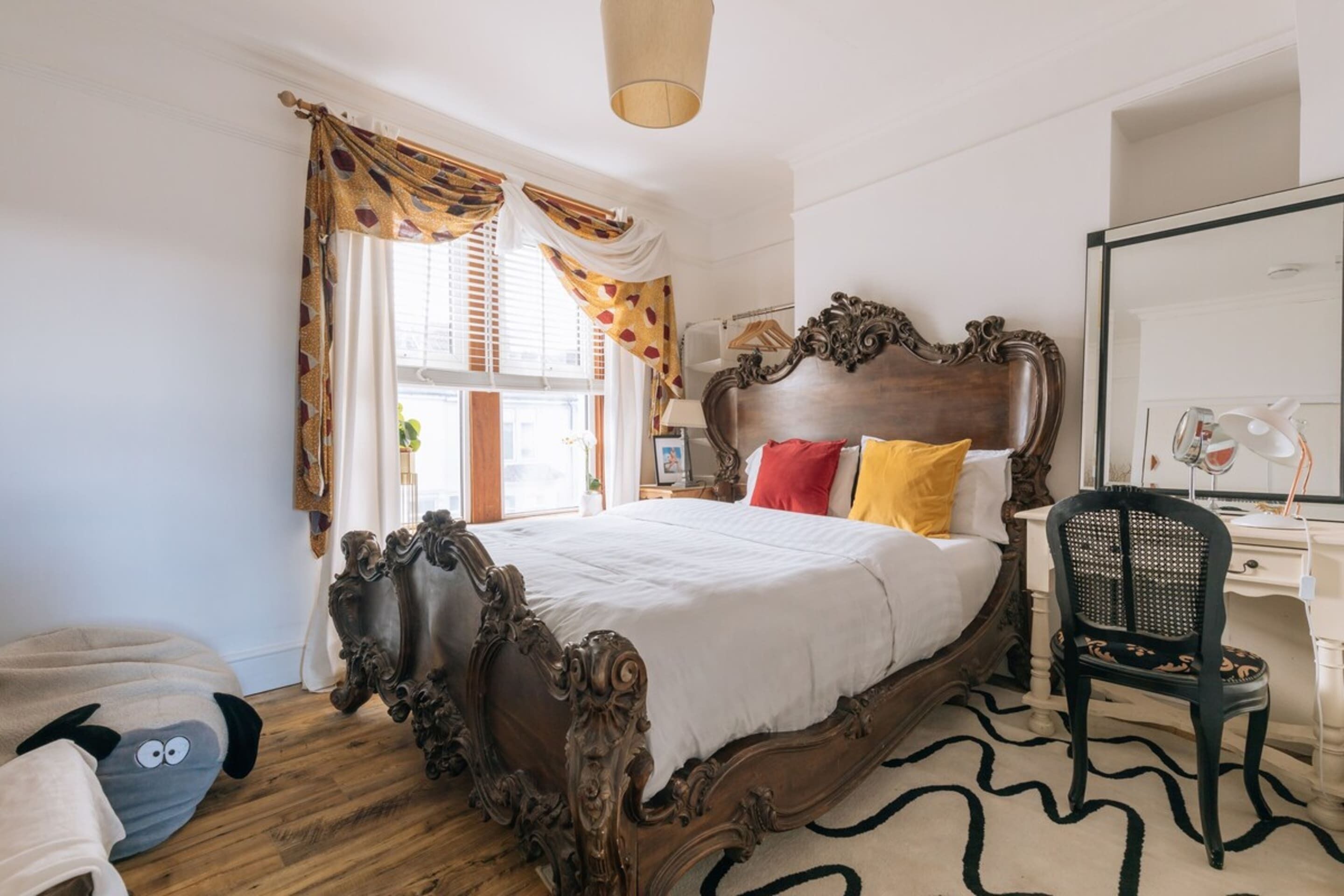 Apartamento básico, várias camas | 3 quartos, ferros/tábuas de passar roupa, roupa de cama