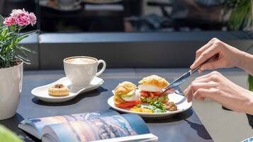 Perhesviitti, parveke, kaupunkinäköala | Terassi/patio