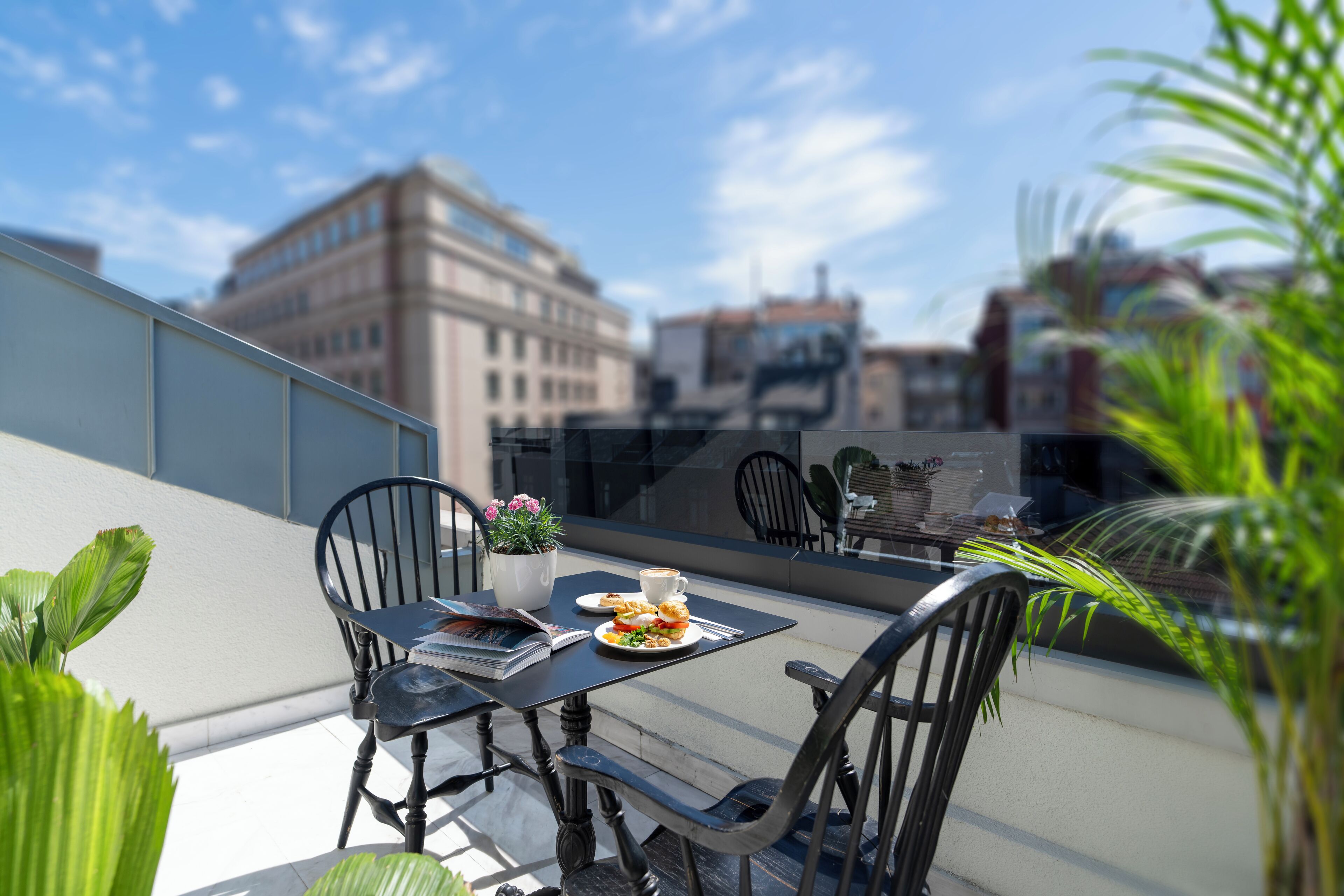 Phòng Suite dành cho gia đình, ban công, quang cảnh thành phố | Hiên