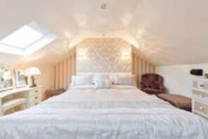 5 chambres, fer et planche à repasser, Wi-Fi gratuit, draps fournis