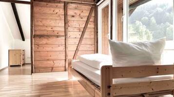 6 Schlafzimmer, Bügeleisen/Bügelbrett, WLAN, Bettwäsche