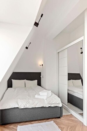 1 غرفة نوم ومكتب ومكواة/لوح كي وواي فاي مجانًا