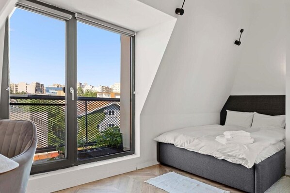 1 غرفة نوم ومكتب ومكواة/لوح كي وواي فاي مجانًا