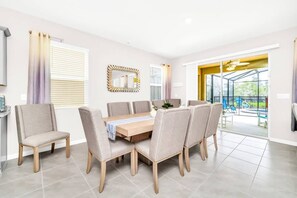 Interior - Spacious 7Bed Home with Pool and Spa-7704OML (Davenport)