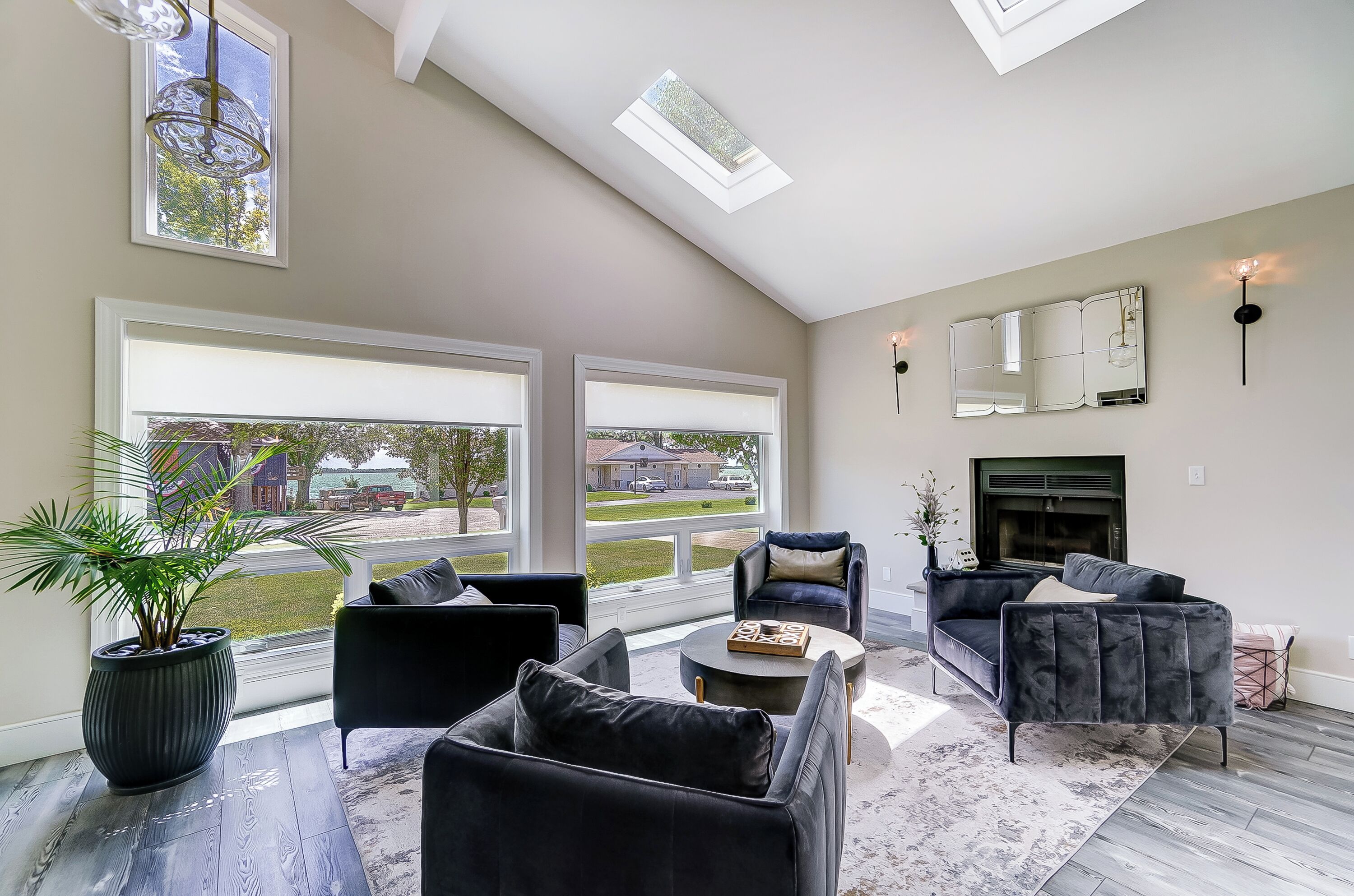 Smart TV, fireplace, table tennis, books