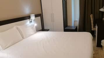 Camera Superior con letto matrimoniale o 2 letti singoli | Biancheria da letto di alta qualità, copriletto in piuma