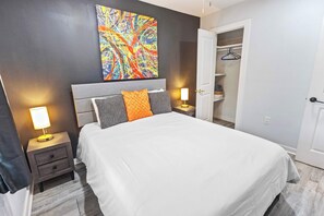 2 quartos, escrivaninha, ferros/tábuas de passar roupa, Wi-Fi