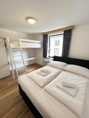 2 chambres, Wi-Fi gratuit, draps fournis
