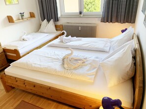 1 soverom, strykejern/-brett, wi-fi (inkludert) og sengetøy