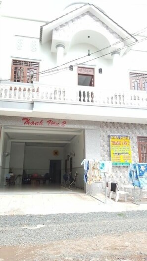 Double Room | Individually furnished, desk, free WiFi, bed sheets