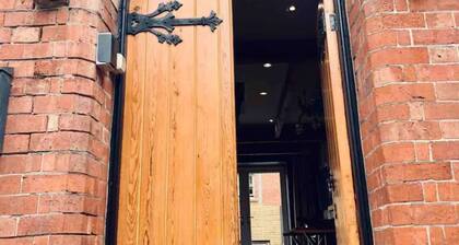 NEW: Chapter Two - Melbourne