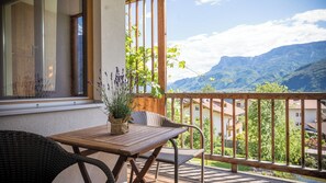 Chambre supérieure | Literie hypoallergénique, coffre-fort, bureau