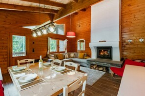 Familiehus, flere soverom (Chalet Soleada) | Spisestue