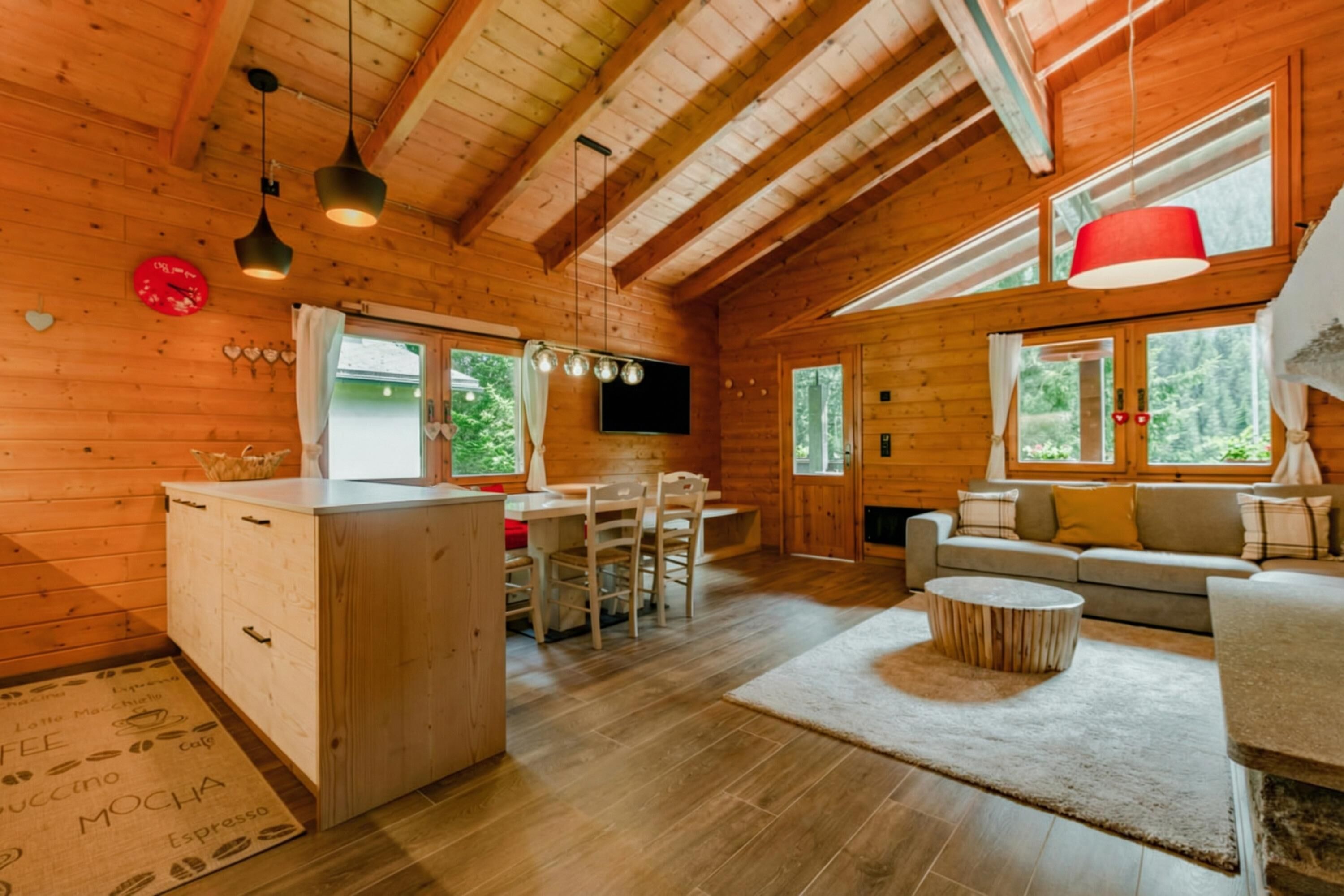 21-inch Smart TV with cable channels, fireplace