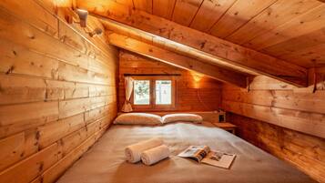 2 chambres, espace de travail pour ordinateur portable