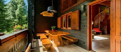 Maison Familiale, plusieurs chambres (Chalet Soleada) | Salle Ă manger