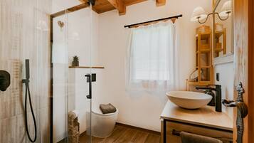 Family House, Multiple Bedrooms (Chalet Soleada) | Bathroom | Shower, hair dryer, towels, soap